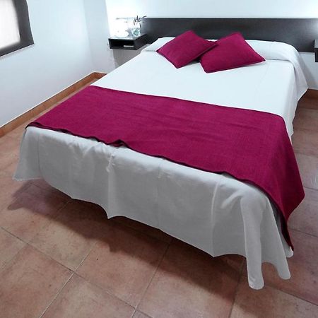 Hostal Rte. Casa Miguel 마탈라스카나스 외부 사진