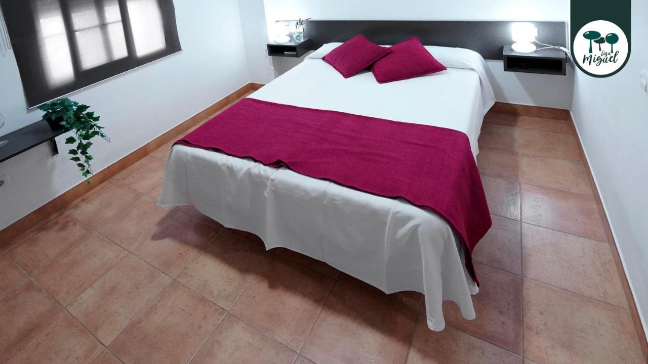 Hostal Rte. Casa Miguel 마탈라스카나스 외부 사진