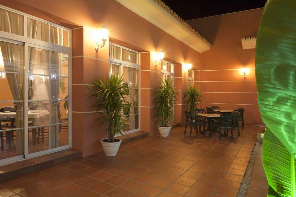Hostal Rte. Casa Miguel 마탈라스카나스 외부 사진