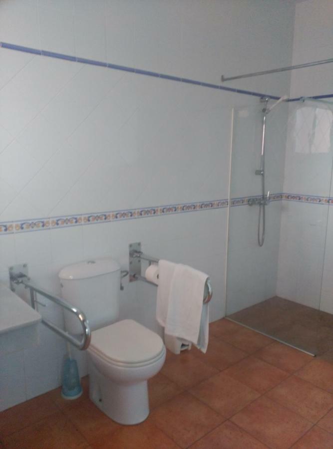 Hostal Rte. Casa Miguel 마탈라스카나스 외부 사진